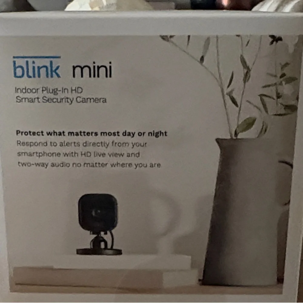 NIB Blink Mini Indoor Plug-In HD Smart Security Camera - Black